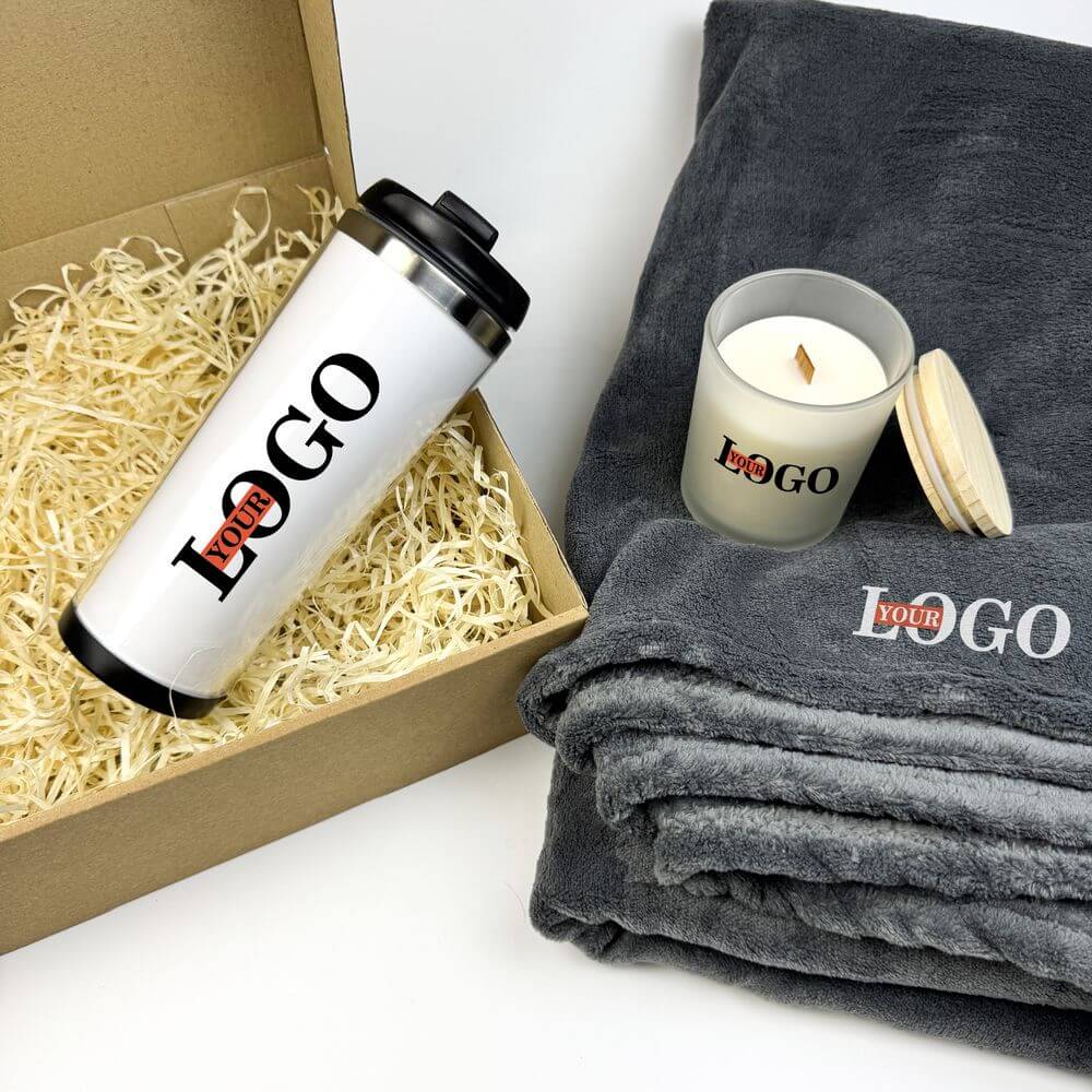 Подарунковий набір з логотипом – Плед + Термочашка + Свічка