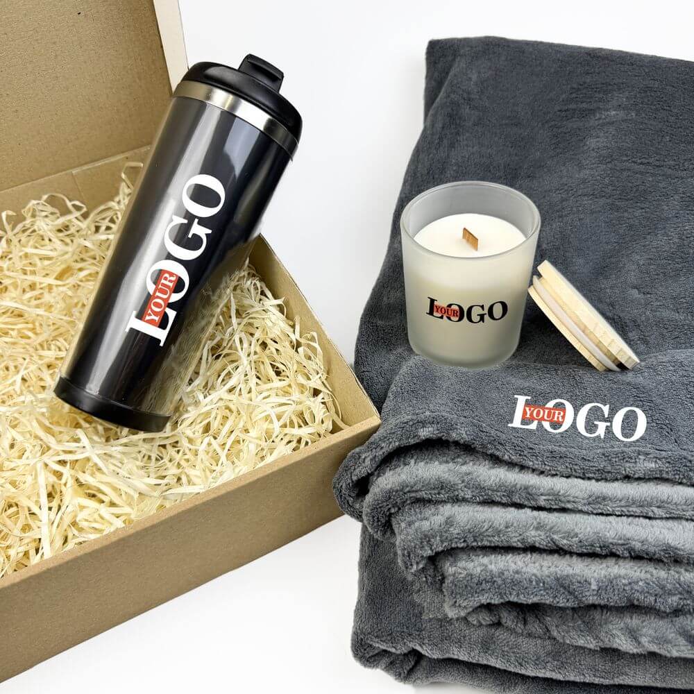 Подарунковий набір з логотипом – Плед + Термочашка + Свічка