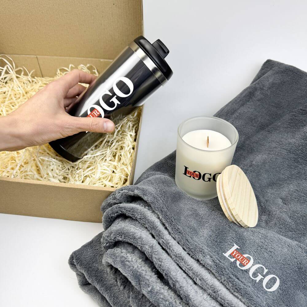 Подарунковий набір з логотипом – Плед + Термочашка + Свічка