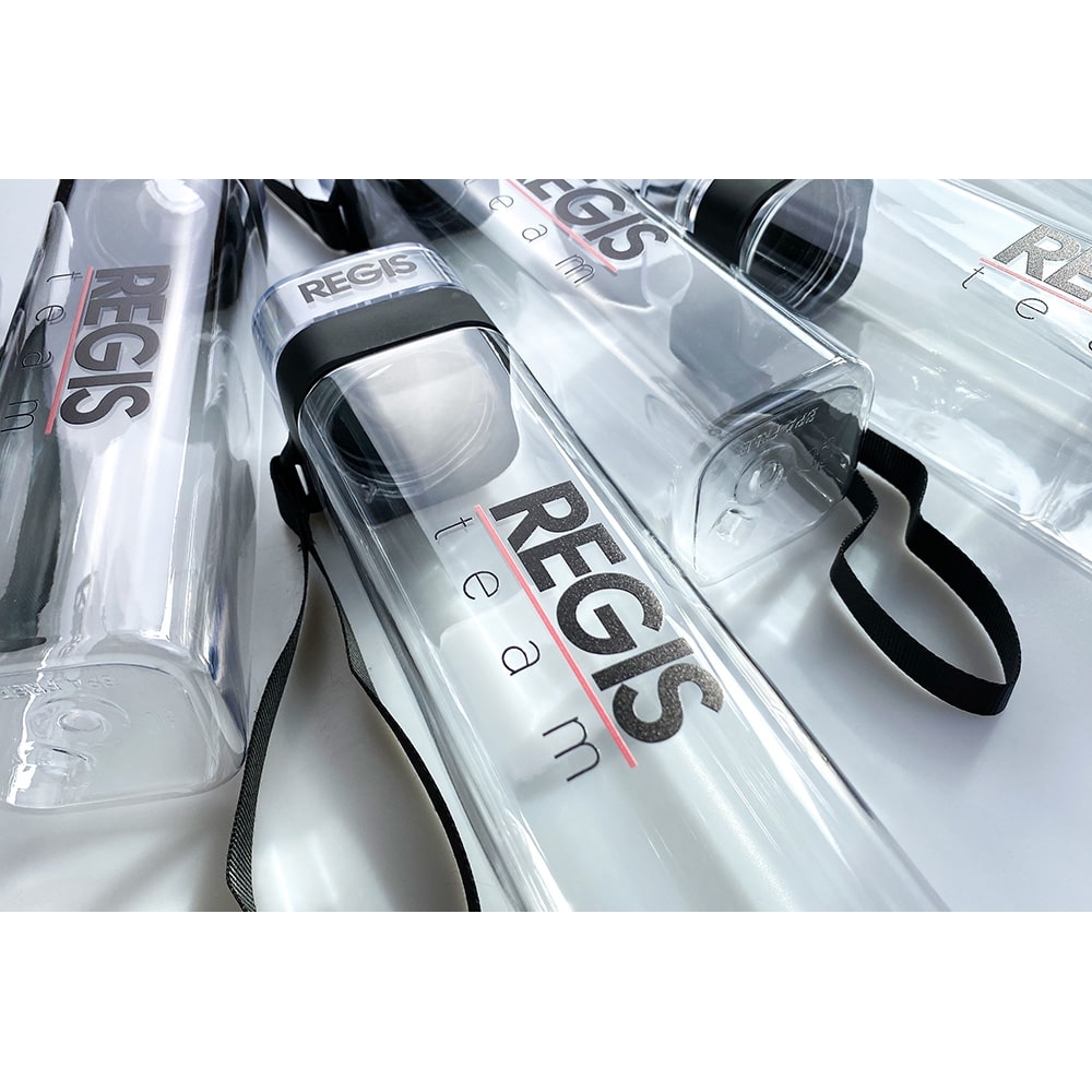 Пляшки для води з логотипом