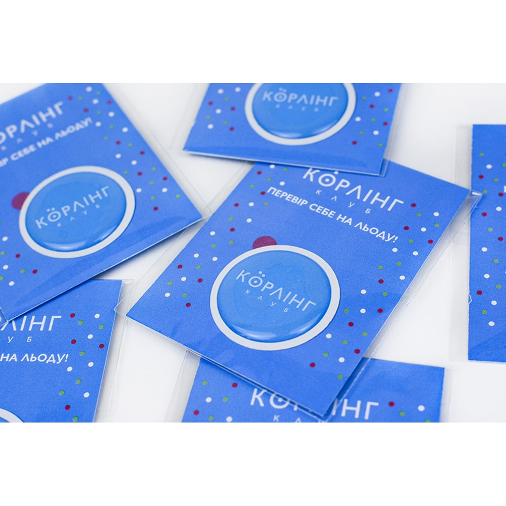 Наклейки на телефон с логотипом