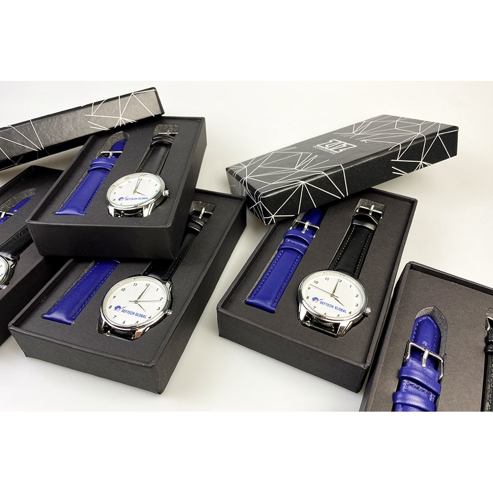 Годинники з логотипом (золото) + додатковий ремінець + коробочка