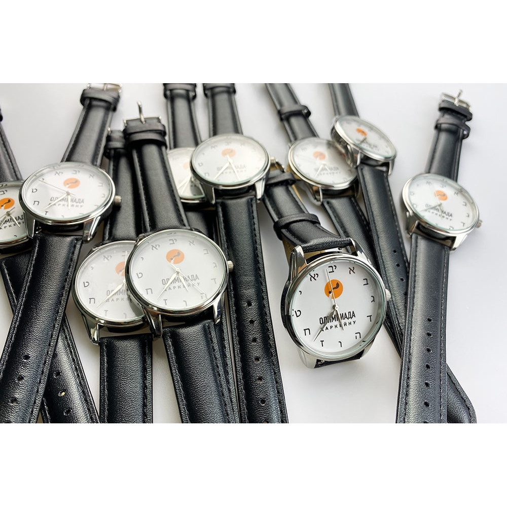 Годинники з логотипом (золото) + додатковий ремінець + коробочка